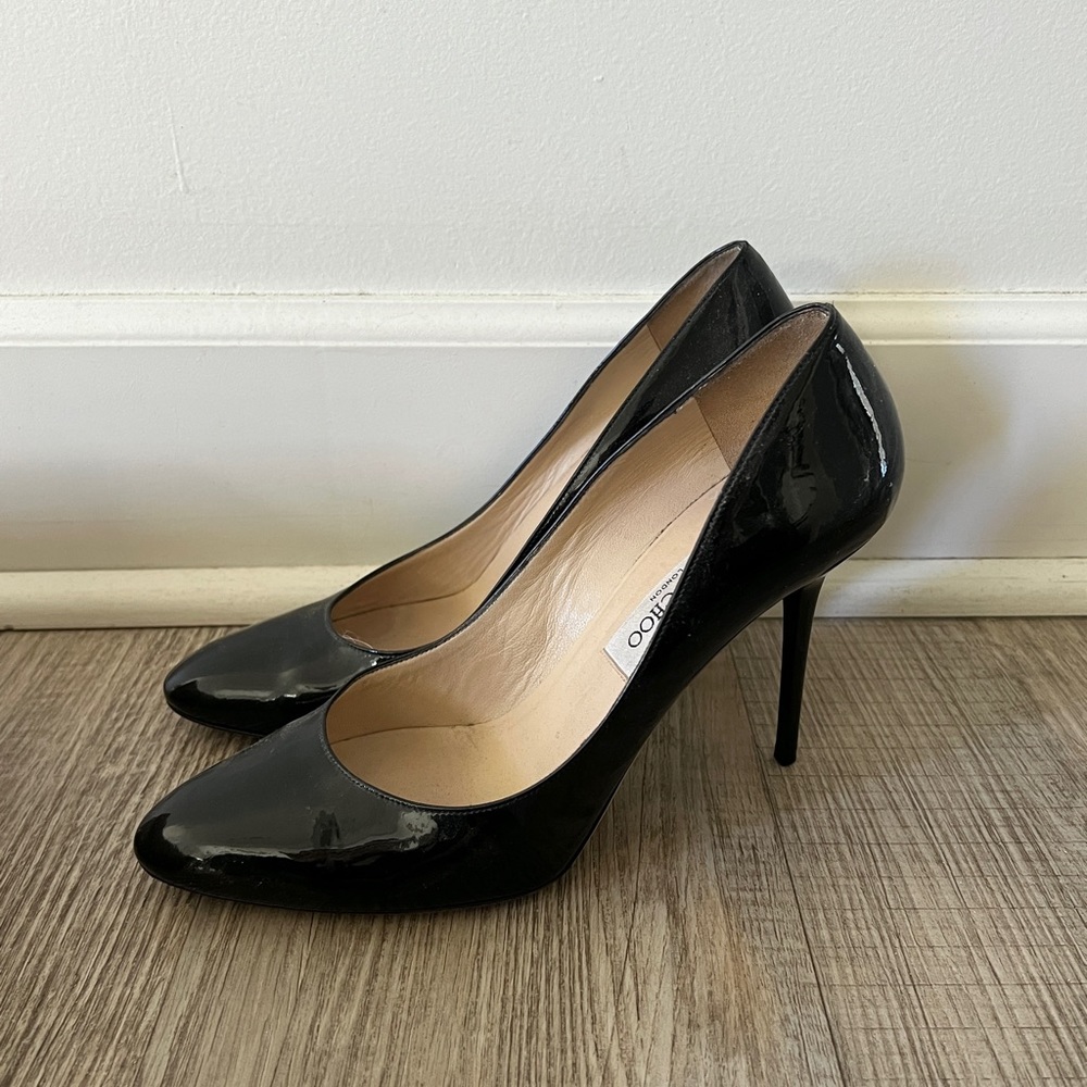 Jimmy Choo Gilbert Patent Black Pumps 41 85mm